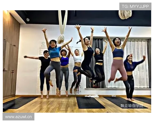 刘诗雯退役后住进上海老洋房，每天喝手冲咖啡练瑜伽，这日子过得比偶像剧还飘